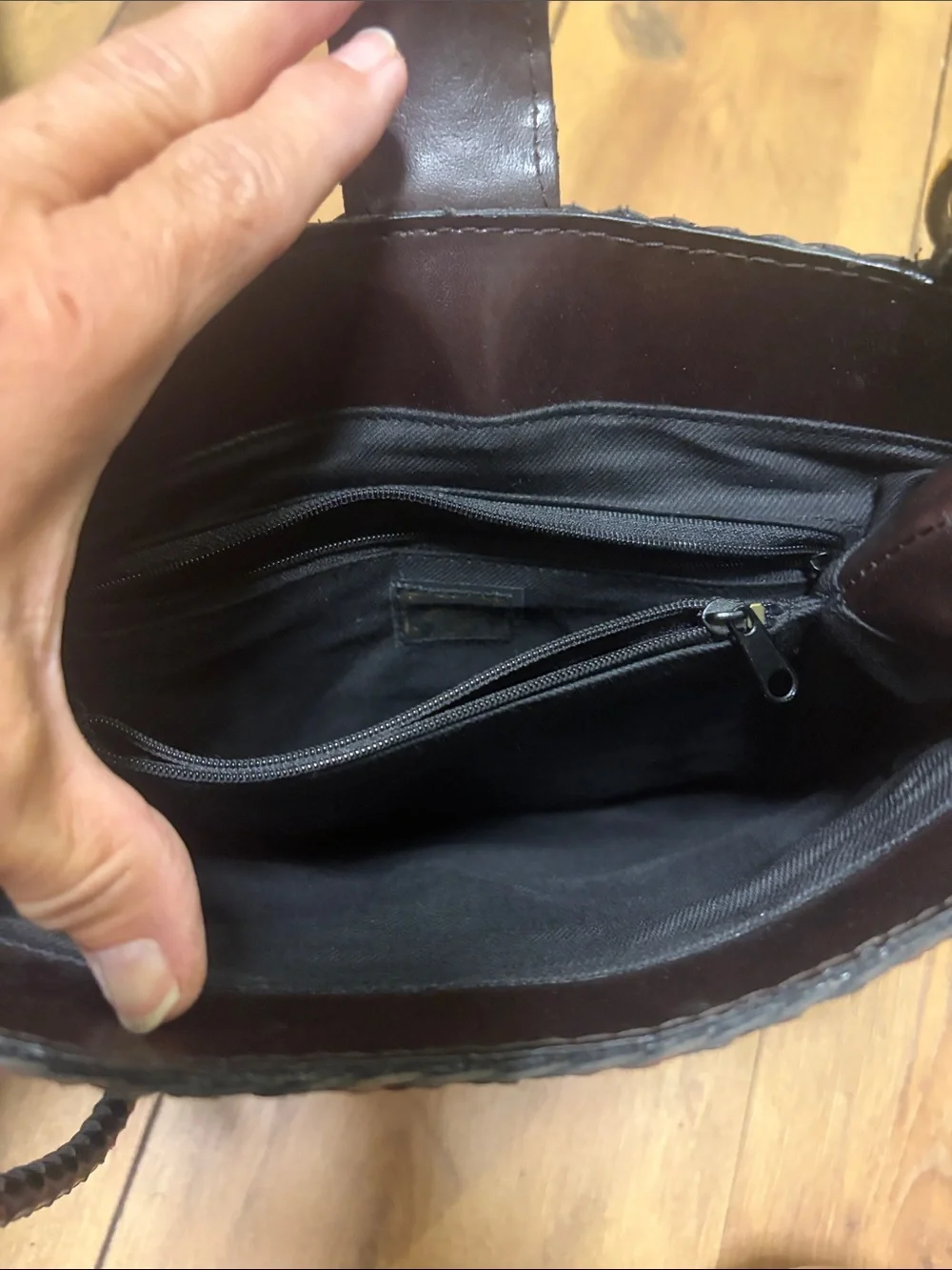 Vintage Sharif Brown Braided Leather Shoulder Bag with Gold Emblem
